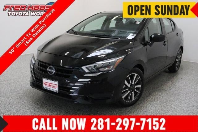 2025 NISSAN Versa