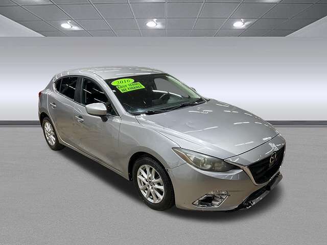 2016 MAZDA Mazda3