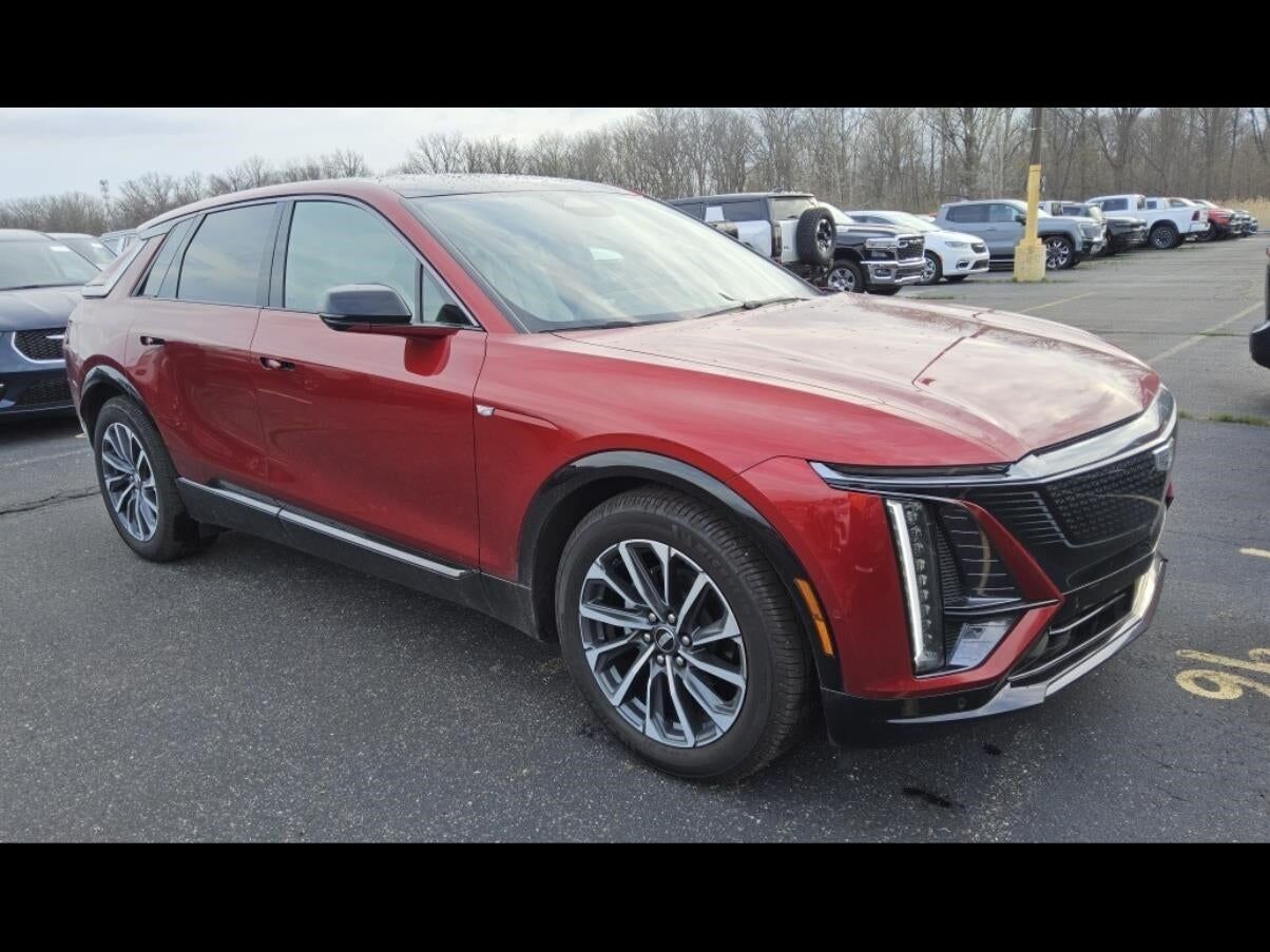 2024 CADILLAC Lyriq