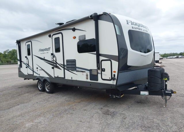 2021 FOREST RIVER Flagstaff Lite Weight Trailers