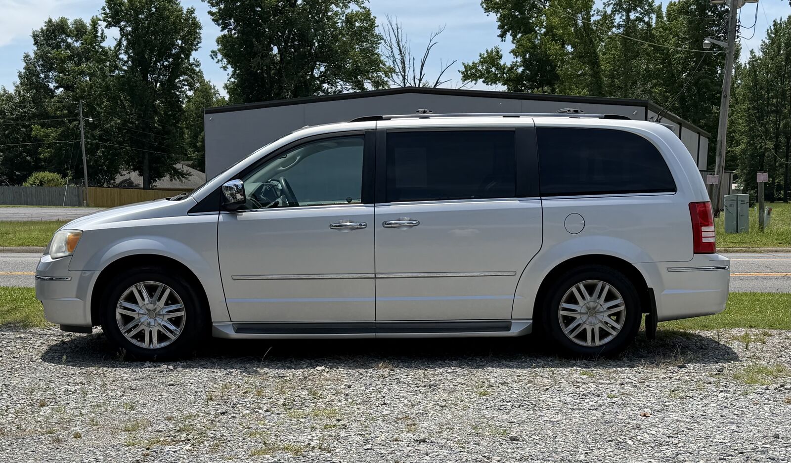 2009 CHRYSLER Town and Country
