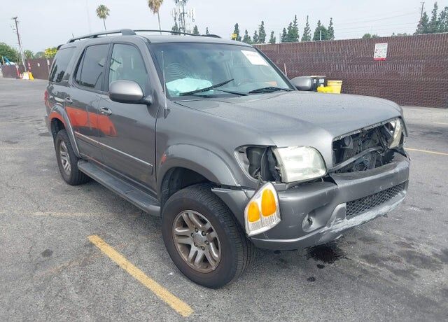 2004 TOYOTA Sequoia