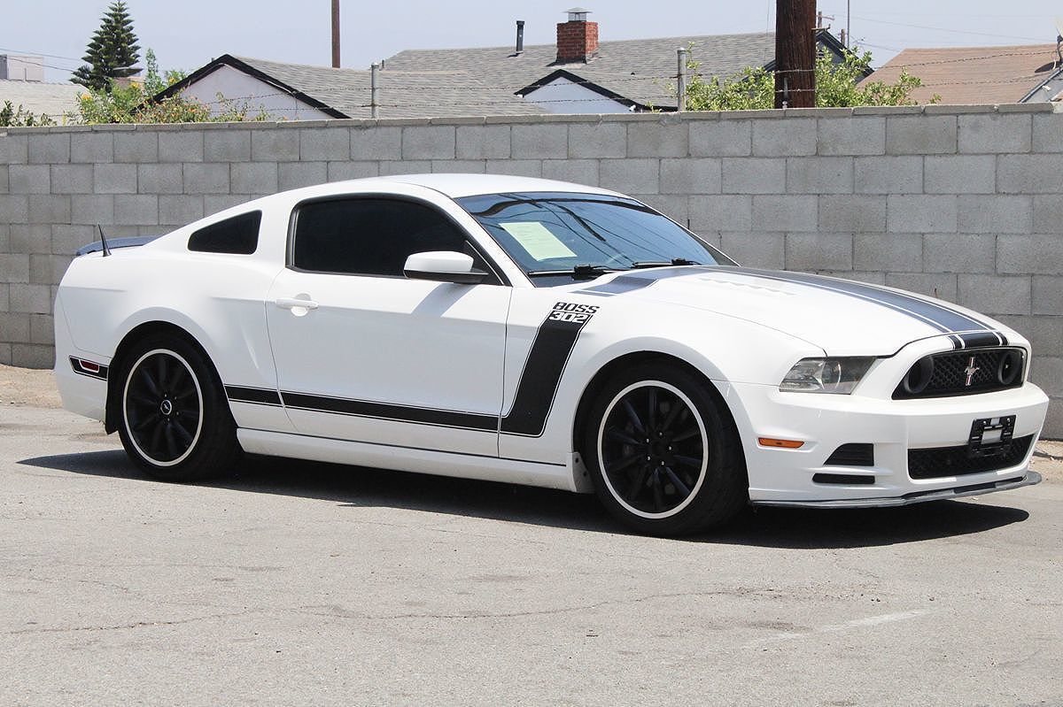 2013 FORD Mustang