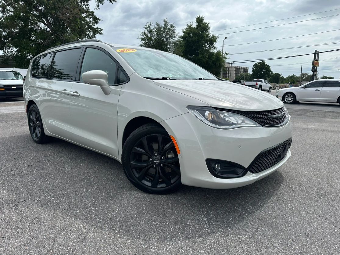 2020 CHRYSLER Pacifica