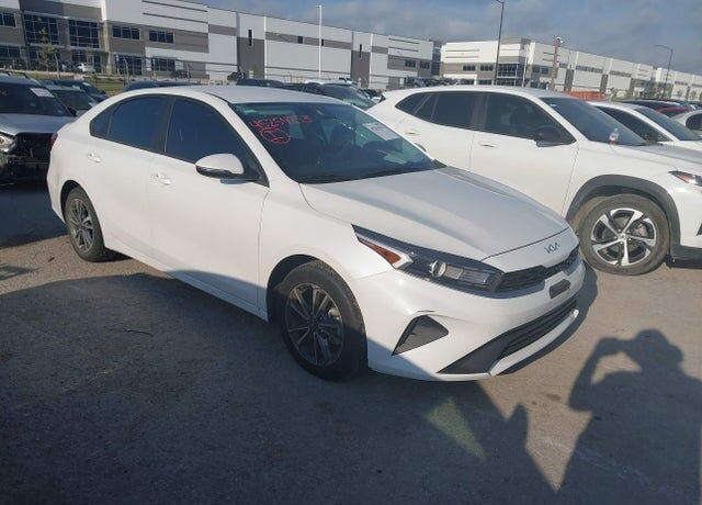 2023 KIA Forte