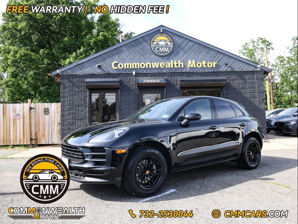 2020 PORSCHE Macan