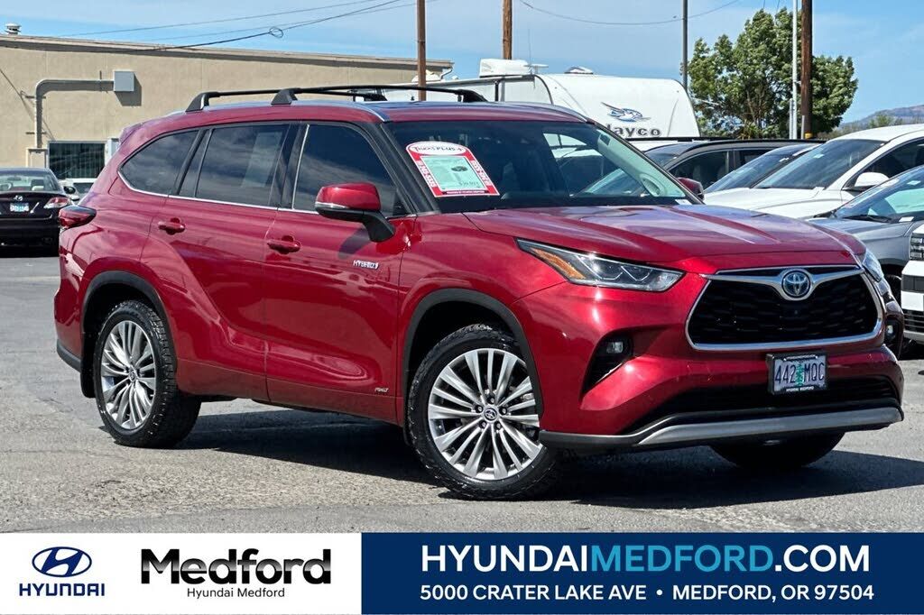 2021 TOYOTA Highlander