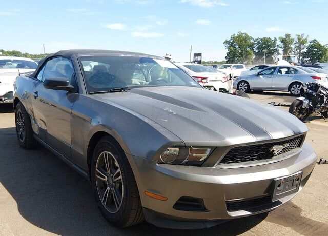 2011 FORD Mustang