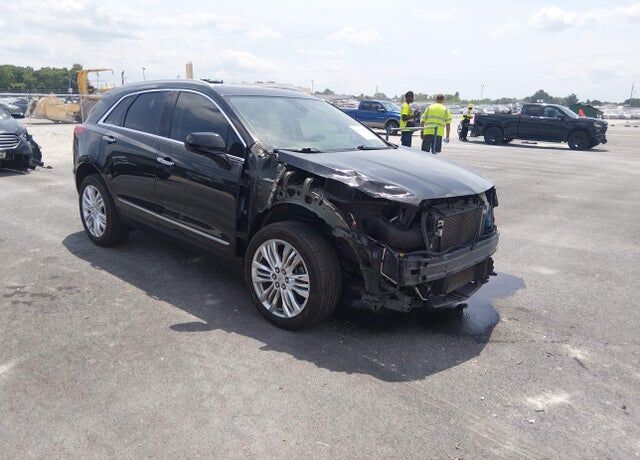 2017 CADILLAC XT5