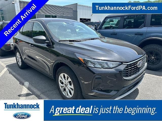 2024 FORD Escape