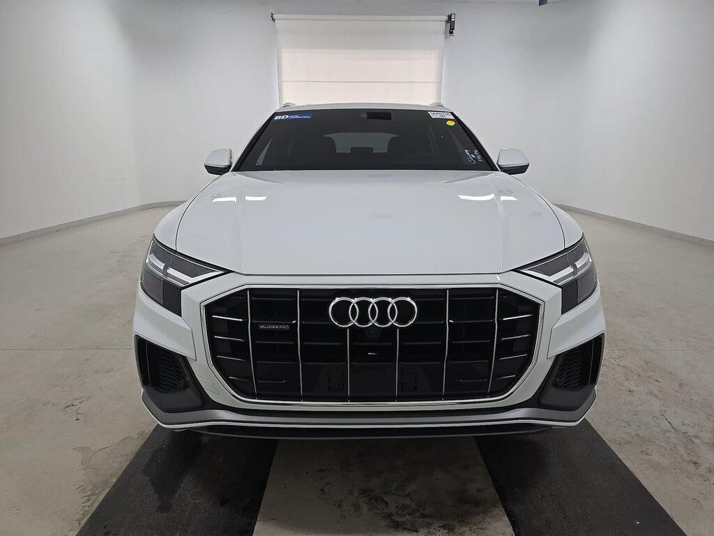 2021 Audi Q8