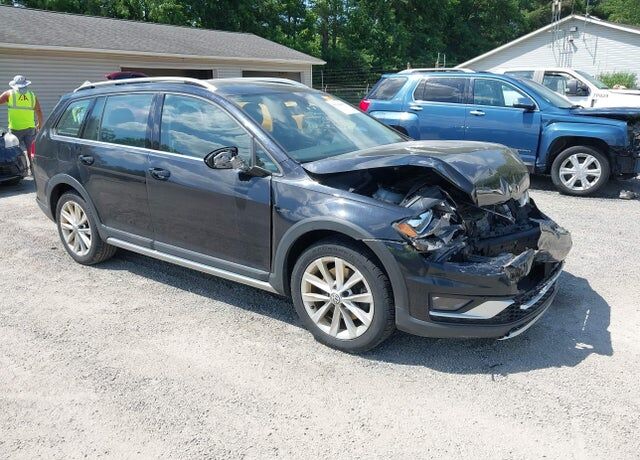 2019 VOLKSWAGEN Golf Alltrack