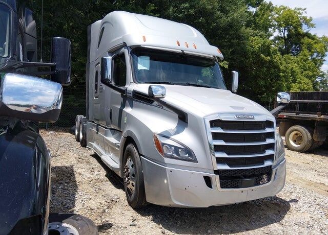 2019 FREIGHTLINER New Cascadia 126" Sleepercab