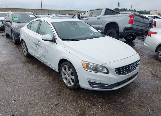 2016 VOLVO S60
