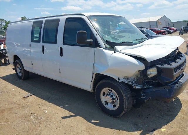 2015 CHEVROLET Express