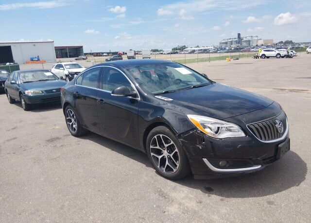2017 BUICK Regal