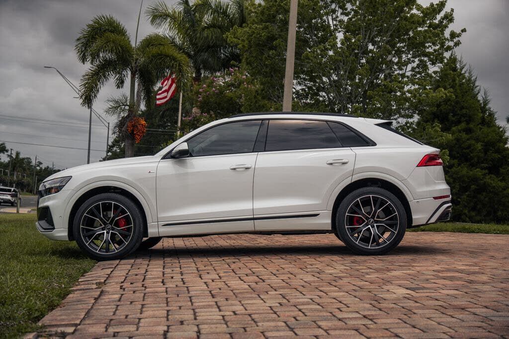 2023 Audi Q8