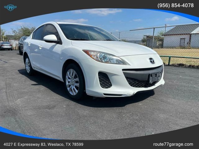 2013 MAZDA Mazda3