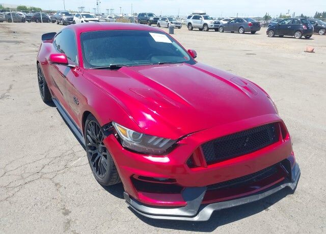 2015 FORD Mustang