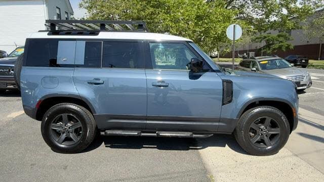 2021 LAND ROVER Defender