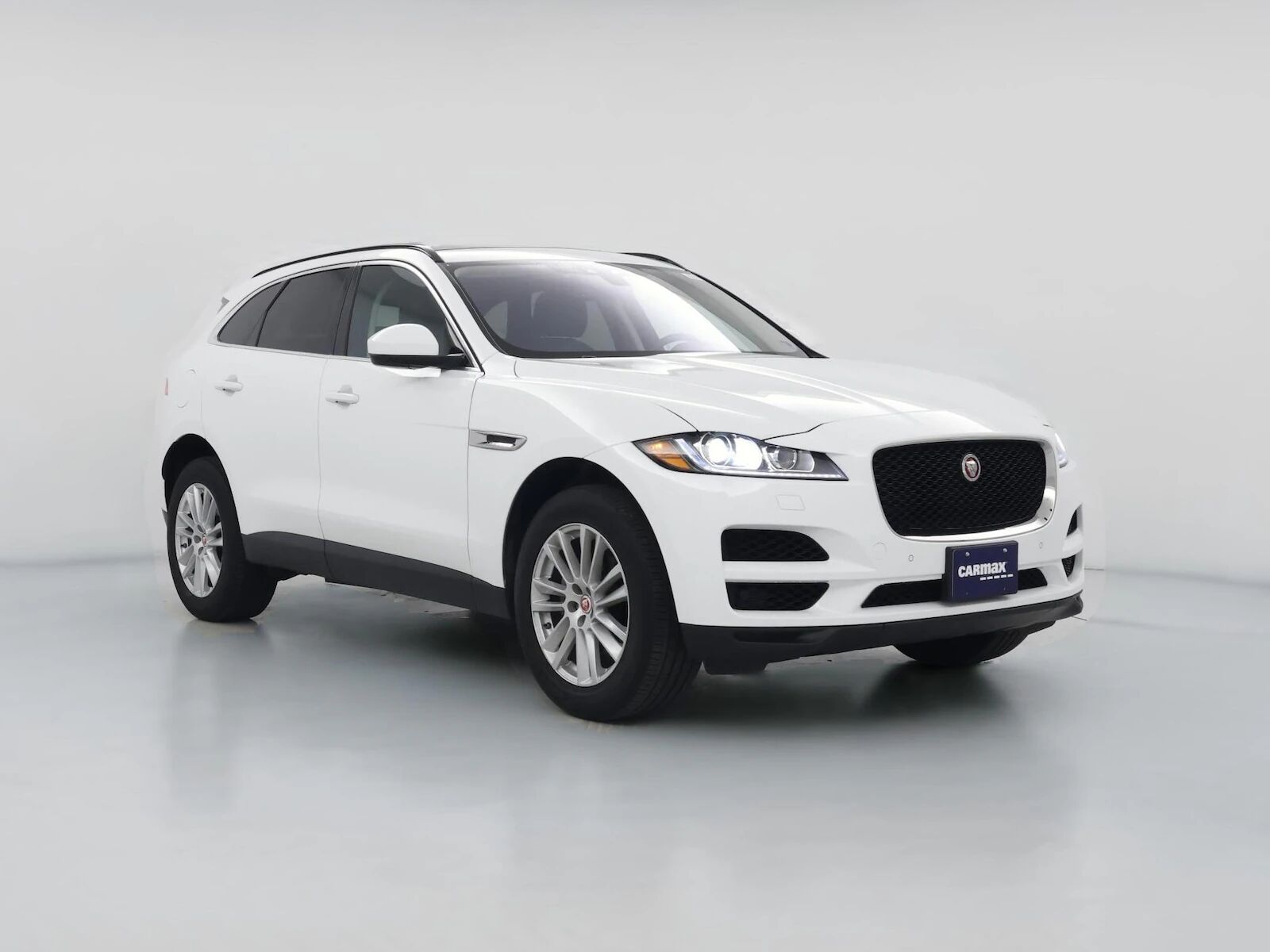 2019 JAGUAR F-Pace