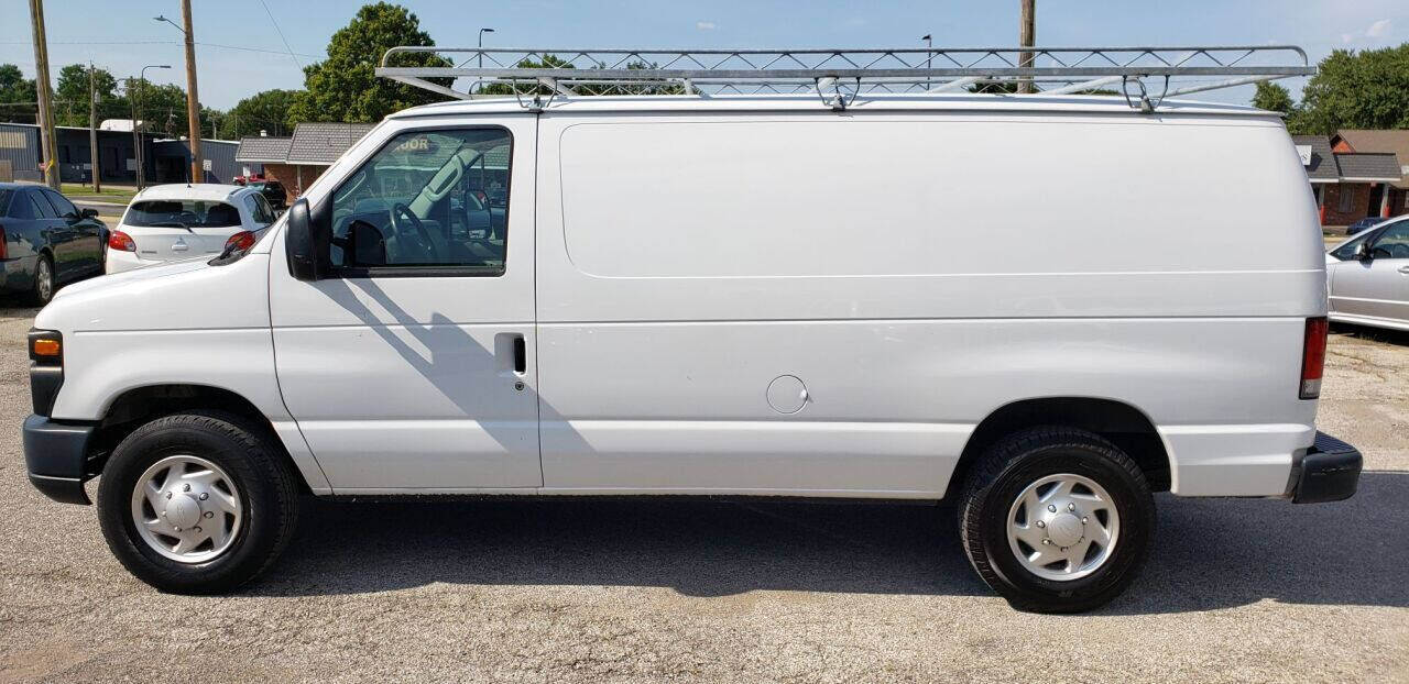 2014 FORD E-250