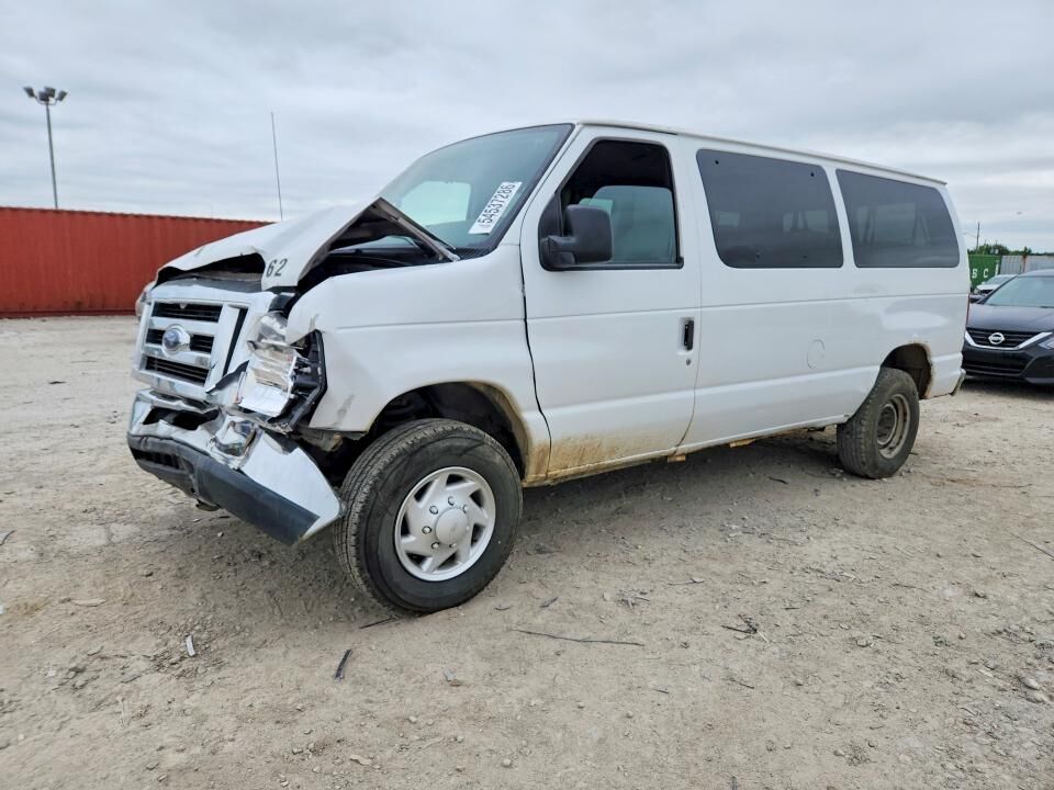 2013 FORD E-350