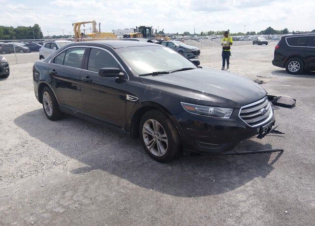 2016 FORD Taurus