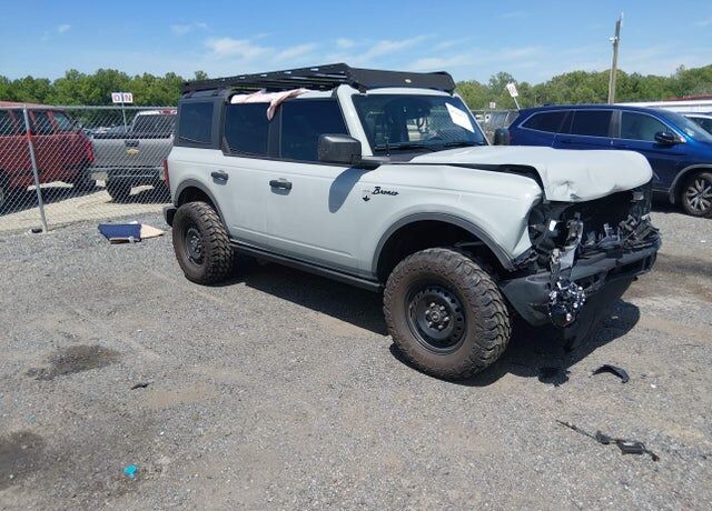 2024 FORD Bronco