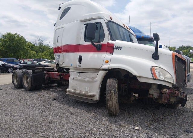 2016 FREIGHTLINER Cascadia