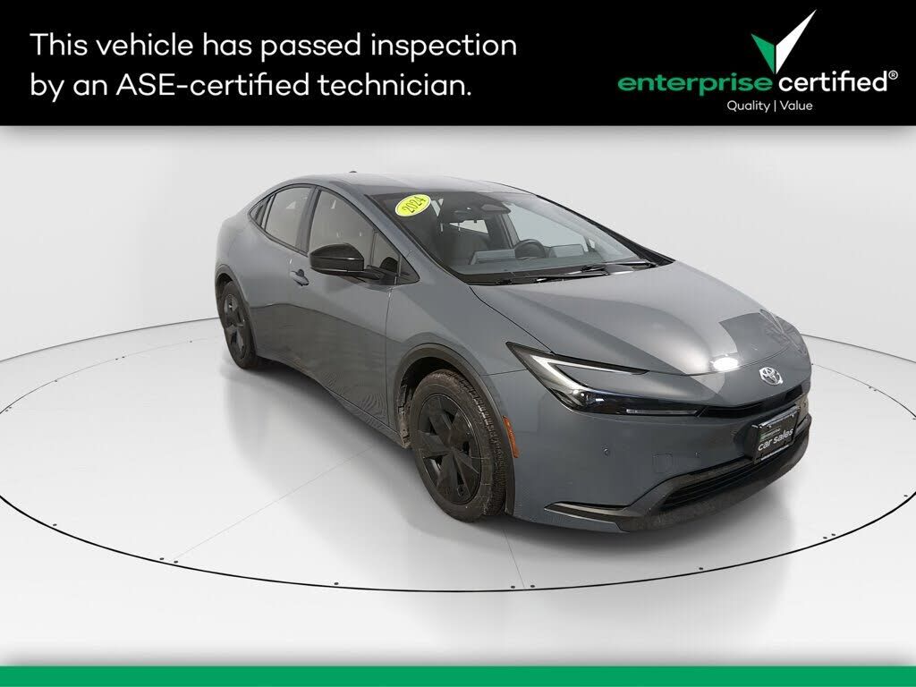 2024 TOYOTA PRIUS