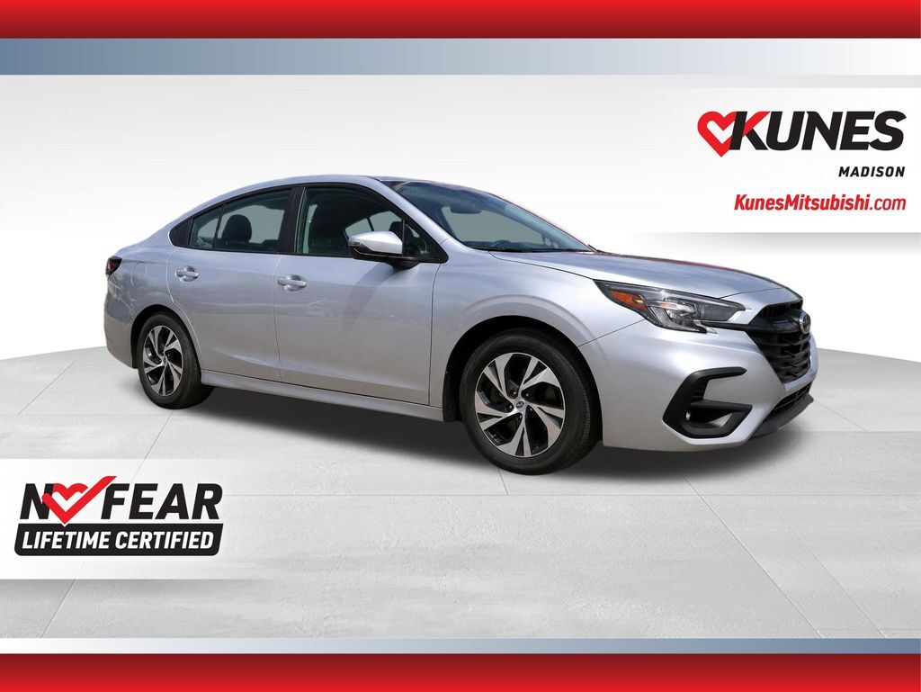 2025 SUBARU Legacy