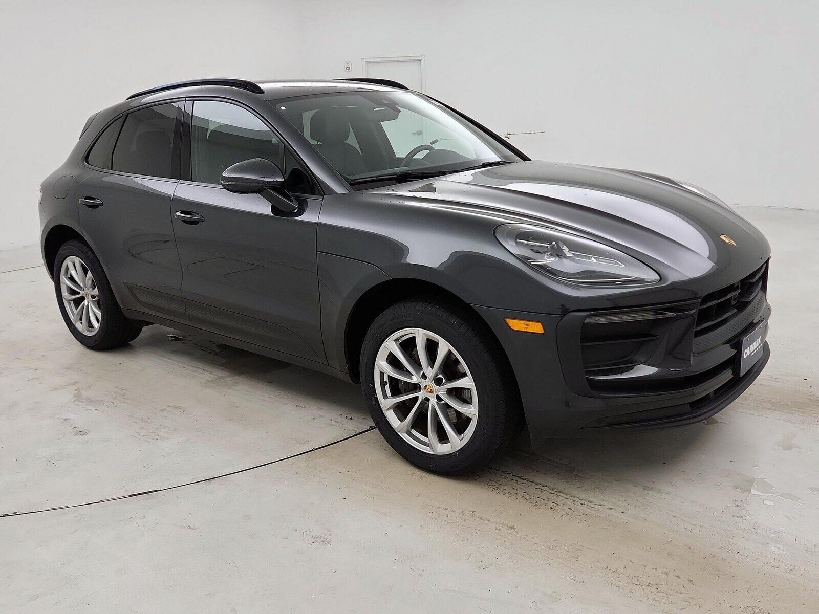 2022 PORSCHE Macan