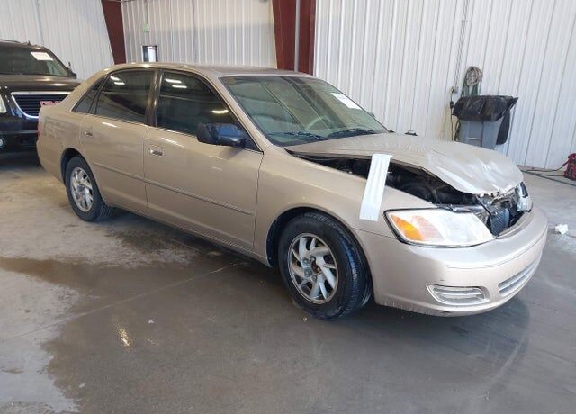 2000 TOYOTA Avalon