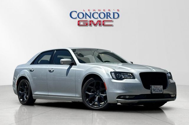 2023 CHRYSLER 300