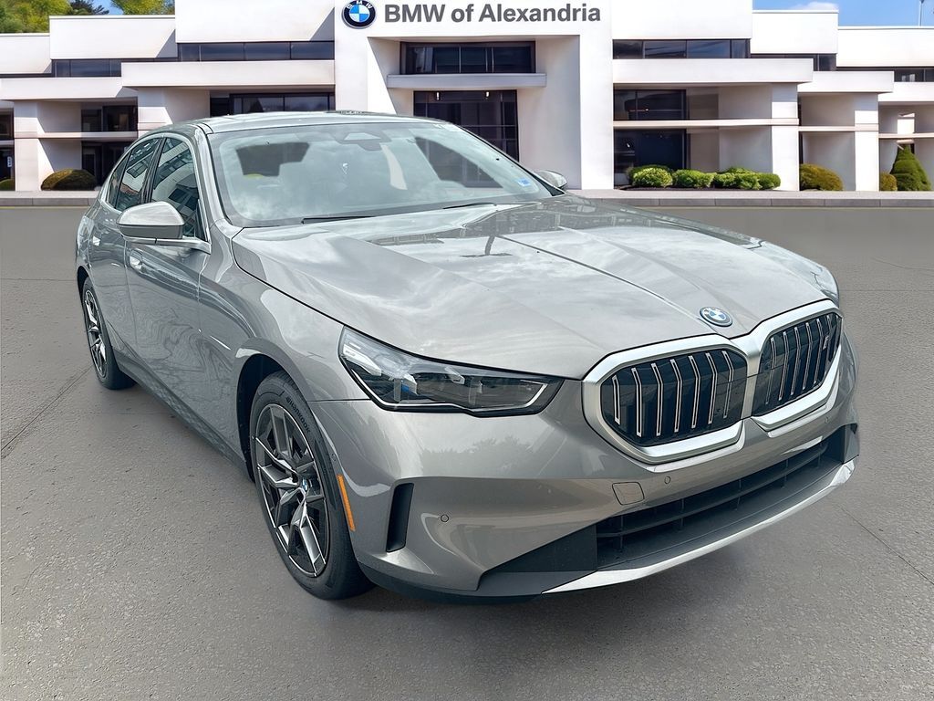 2026 BMW i5