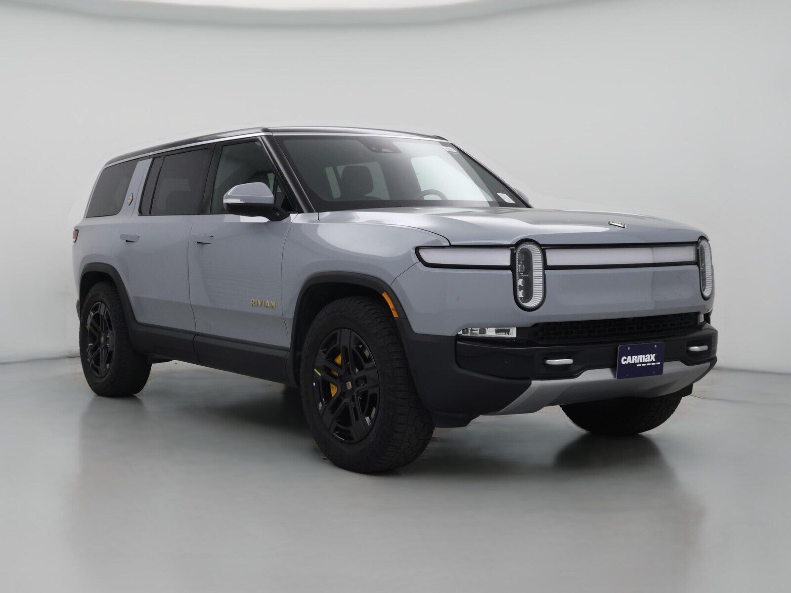 2023 RIVIAN R1S