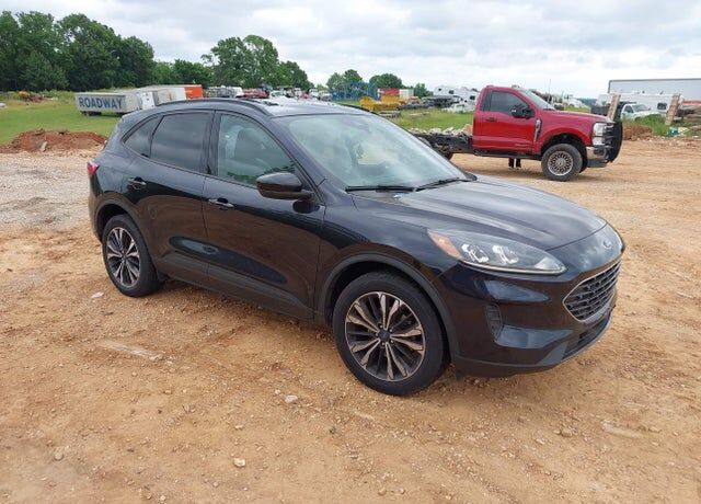 2021 FORD Escape