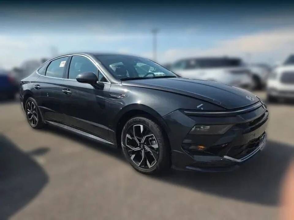 2025 HYUNDAI Sonata
