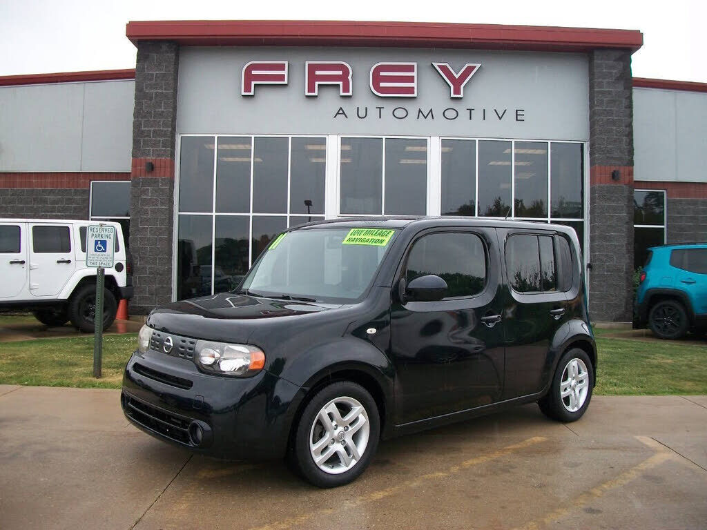 2011 NISSAN Cube