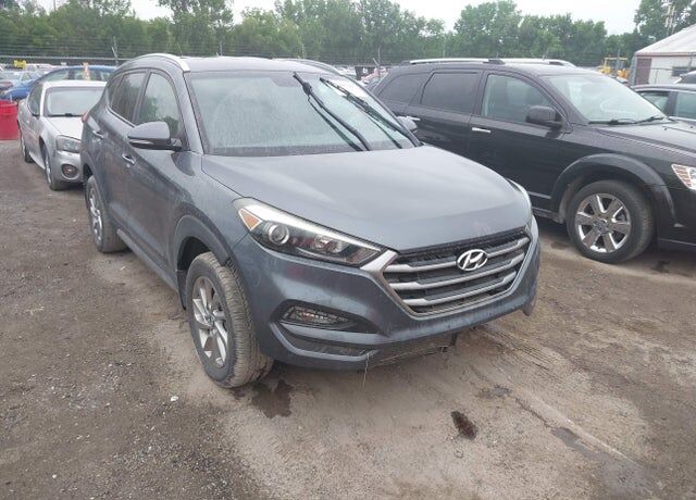 2017 HYUNDAI Tucson