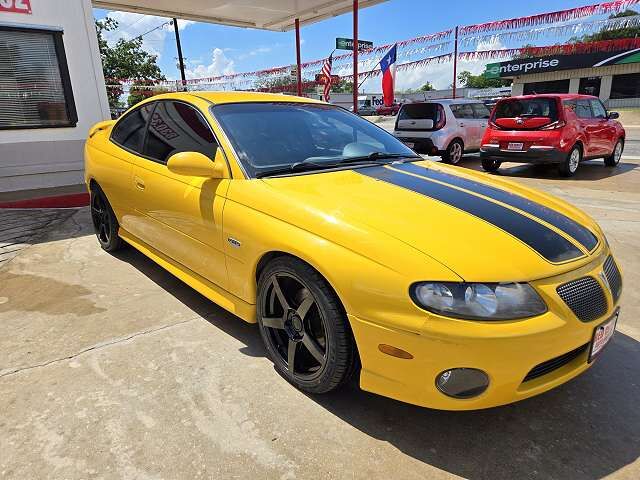 2004 PONTIAC GTO