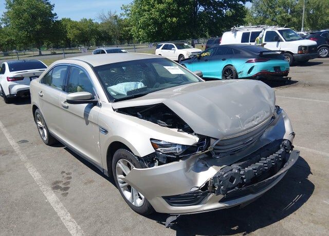 2017 FORD Taurus