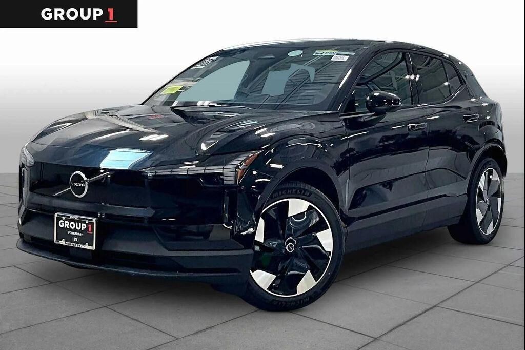 2026 VOLVO EX30