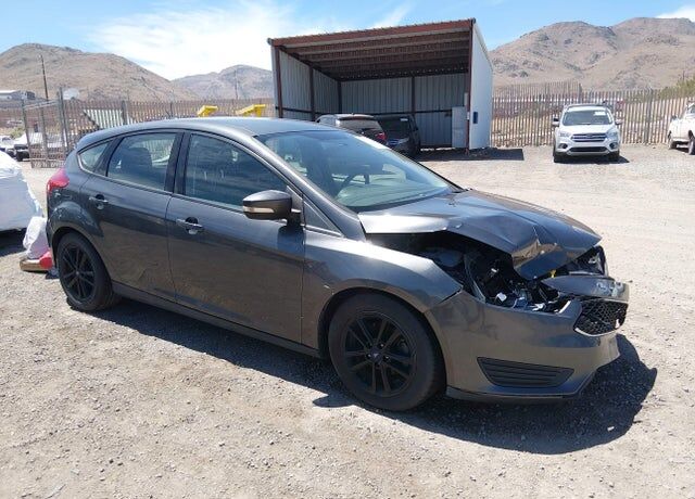 2017 FORD Focus