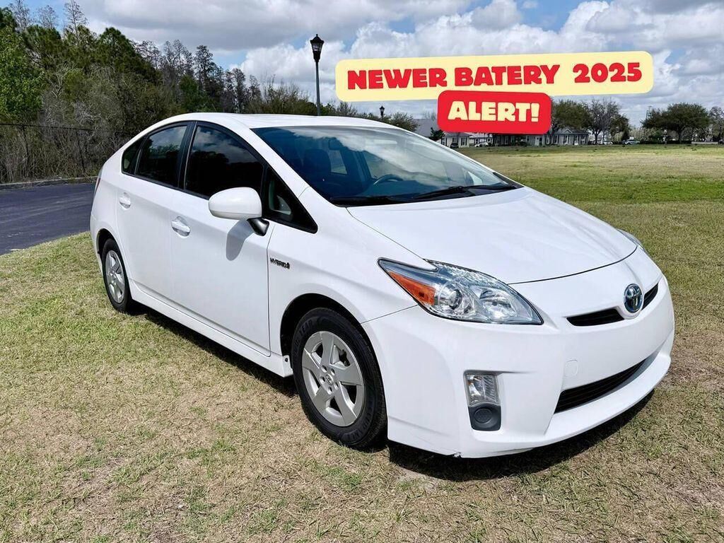 2011 TOYOTA PRIUS