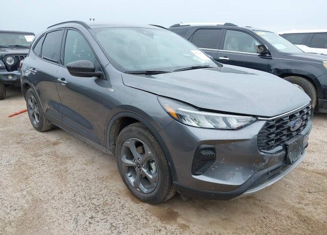 2025 FORD Escape