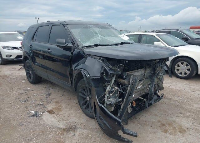 2019 FORD Explorer