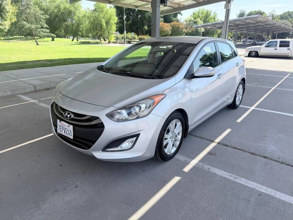 2014 HYUNDAI Elantra