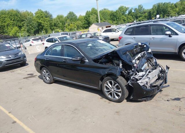 2016 MERCEDES-BENZ C-Class